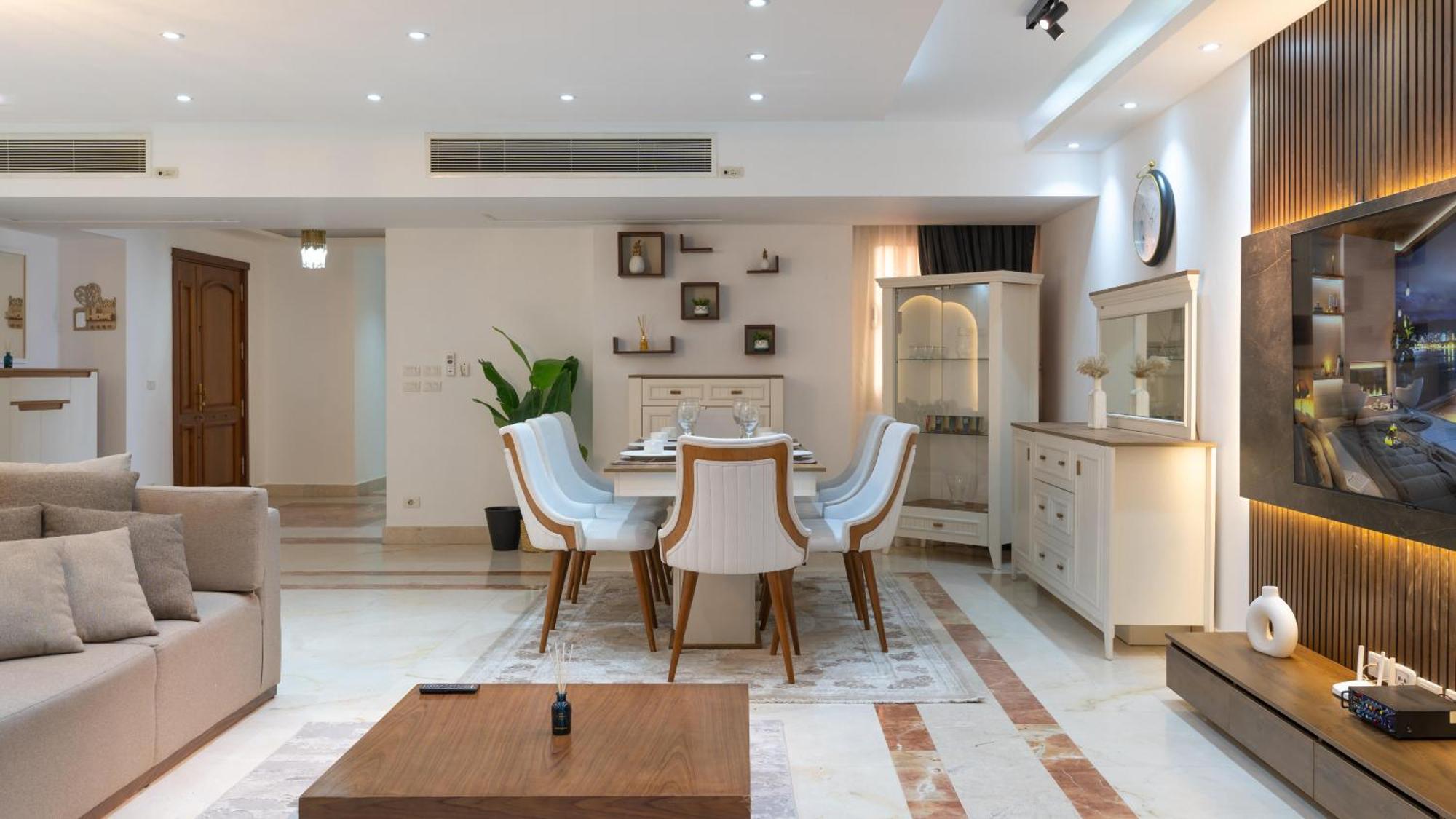 Presidential Near Star 3 Bed Apartment Cairo