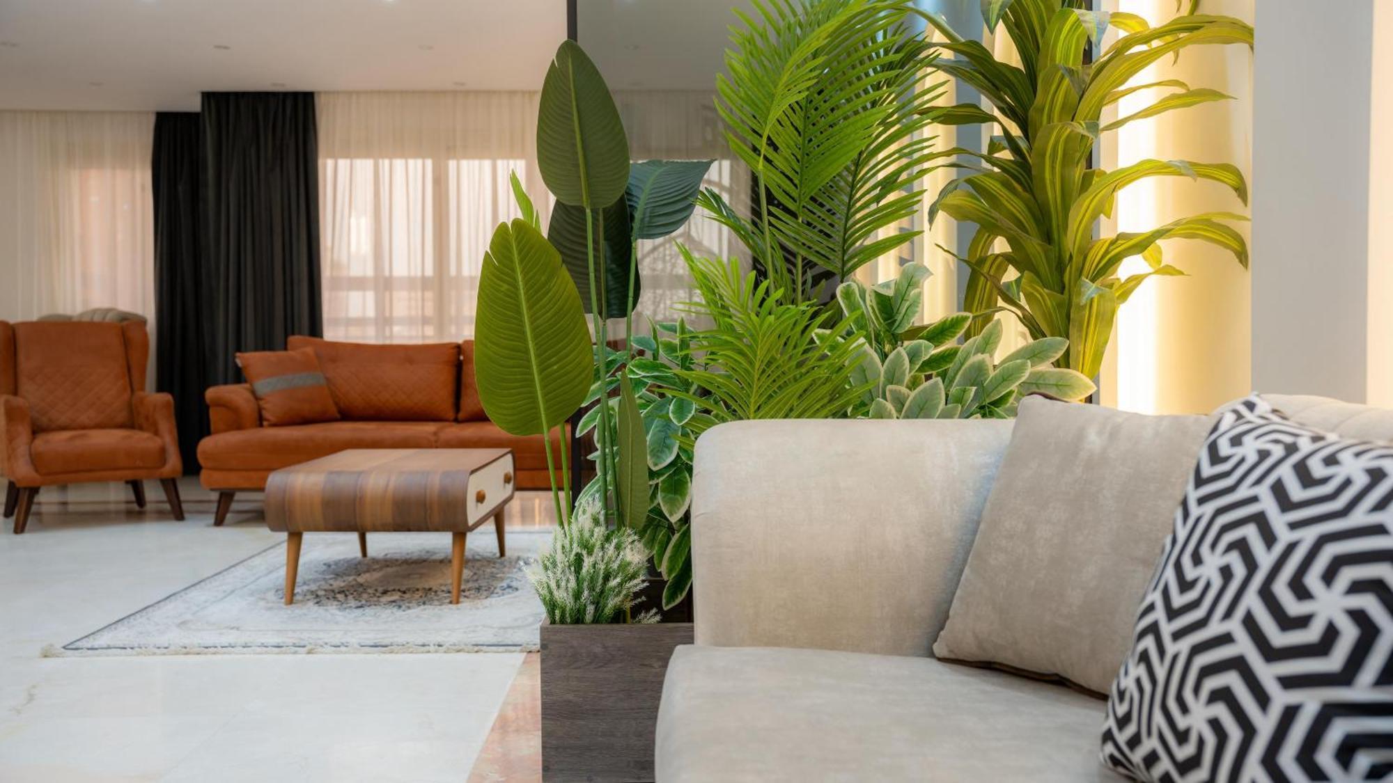 Presidential Near Star 3 Bed Apartment *
